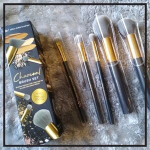 NIB Billion Dollar Brows 5 piece Charcoal Brush Set